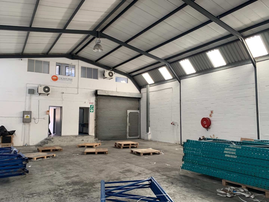 To Let commercial Property for Rent in Montague Gardens Western Cape